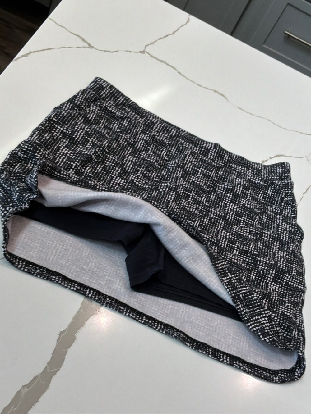 croft & barrow size medium Black and White Tweed-Look Skort Pockets